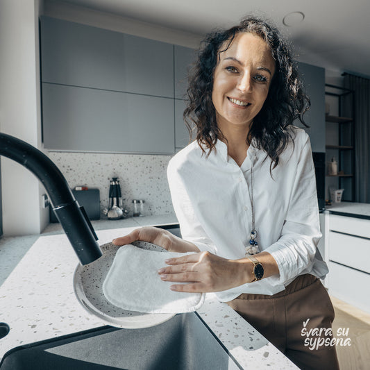 Un ensemble pour l'entretien quotidien de la cuisine